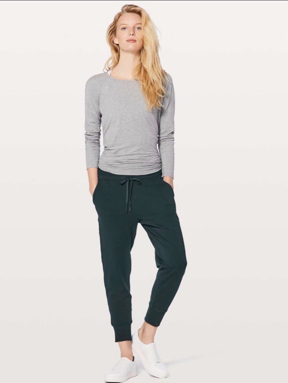 Lululemon Press pause Women's Jogger Pants size 4 nocturnal teal